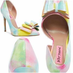 Betsey Johnson Womens sz7 Tie Dye Evening Pump